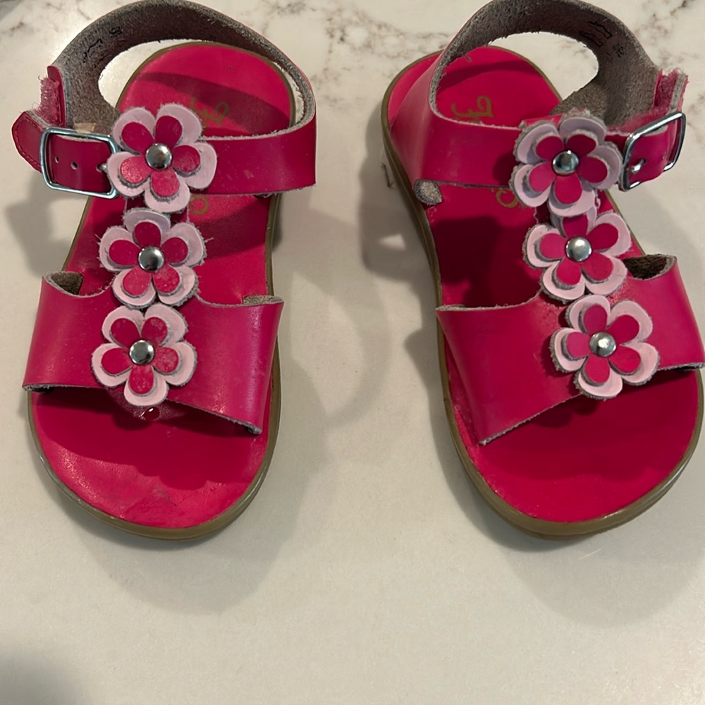 Toddler stride rite sandals pink flowers 7